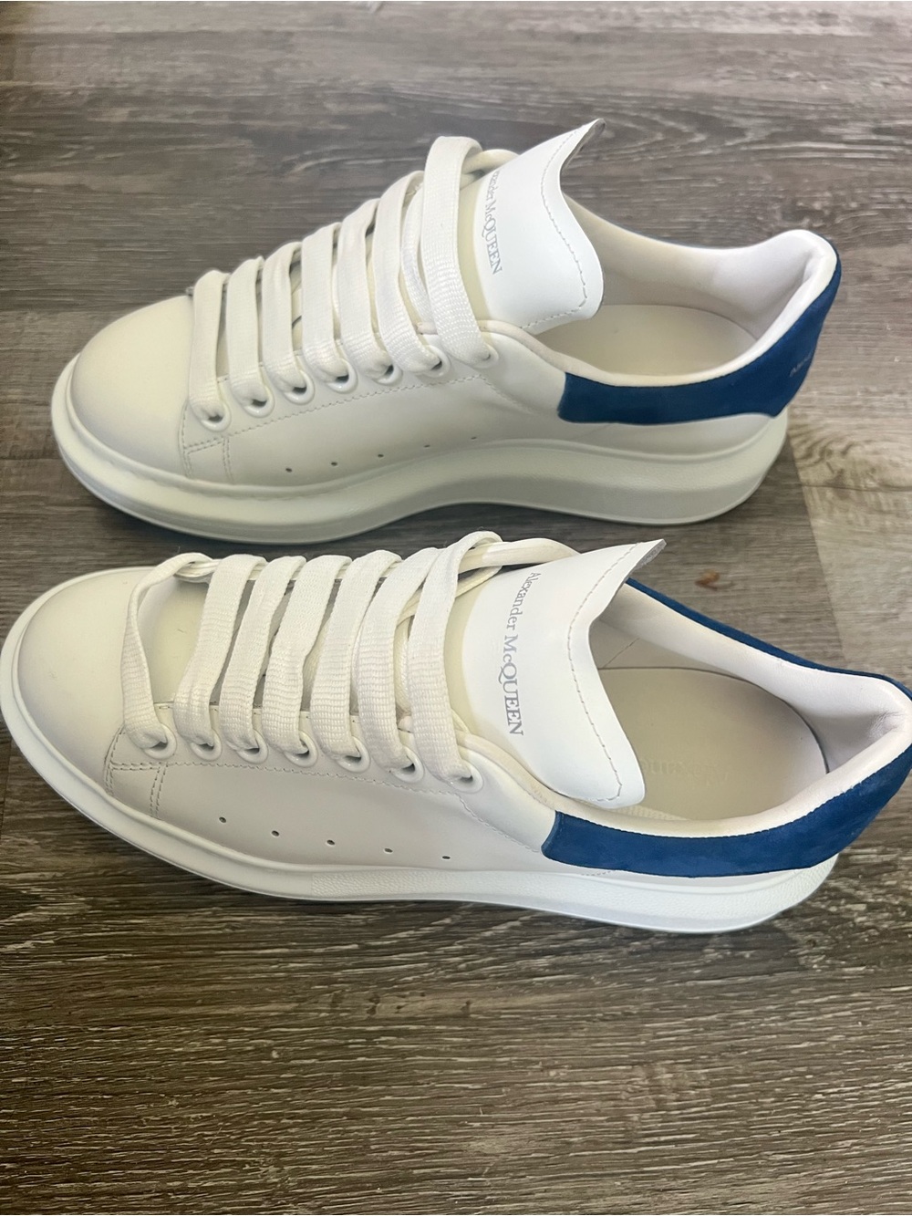 Alexander McQueen White Leather Sneakers with Blue Heel Accent - Men